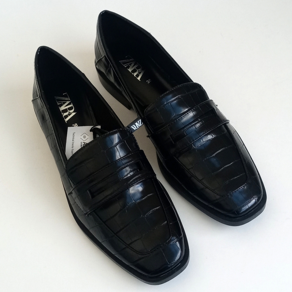 Zara Women's Black Alligator Embossed Square Toe Flat Penny Loafers 38 (7.5) - Picture 9 of 16